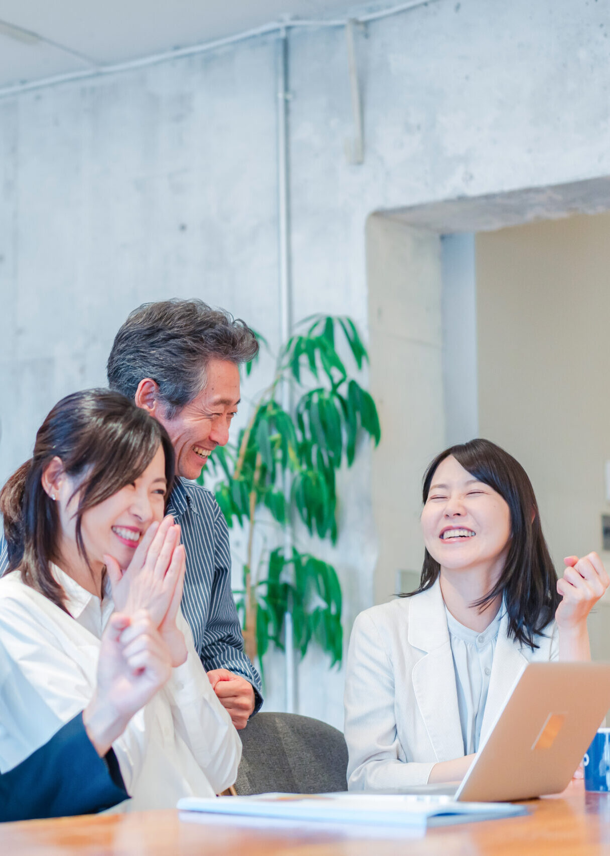Business coach and leader in a coaching conversation